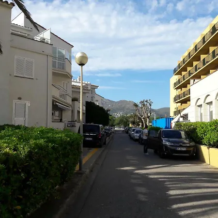 Residencia Platja De * Roses